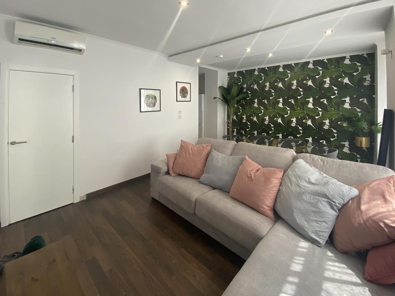 Image of Apartment - 1 Bedrooms - 1 Bathrooms for Sale in Town Area-Gibraltar, Image 4
